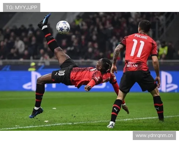 AC米兰防守表现波动,遇强队屡屡崩盘是否暴露体系短板? AC米兰防守表现波动,遇强队屡屡崩盘是否暴露体系短板?