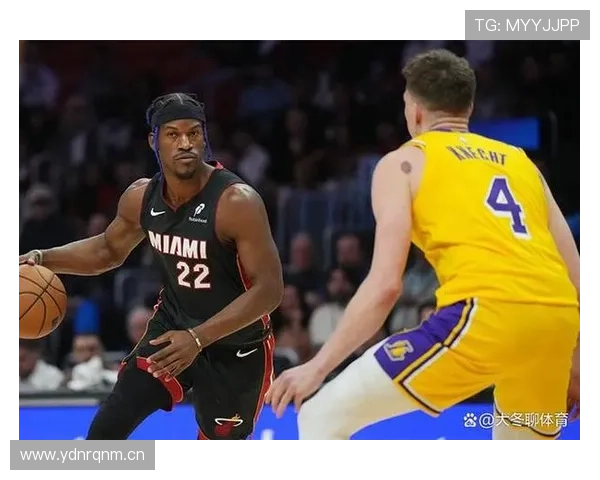 希罗无球跑位拉开空间，提升巴特勒单打效率